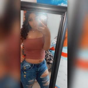 Meet your Posher, Isabella